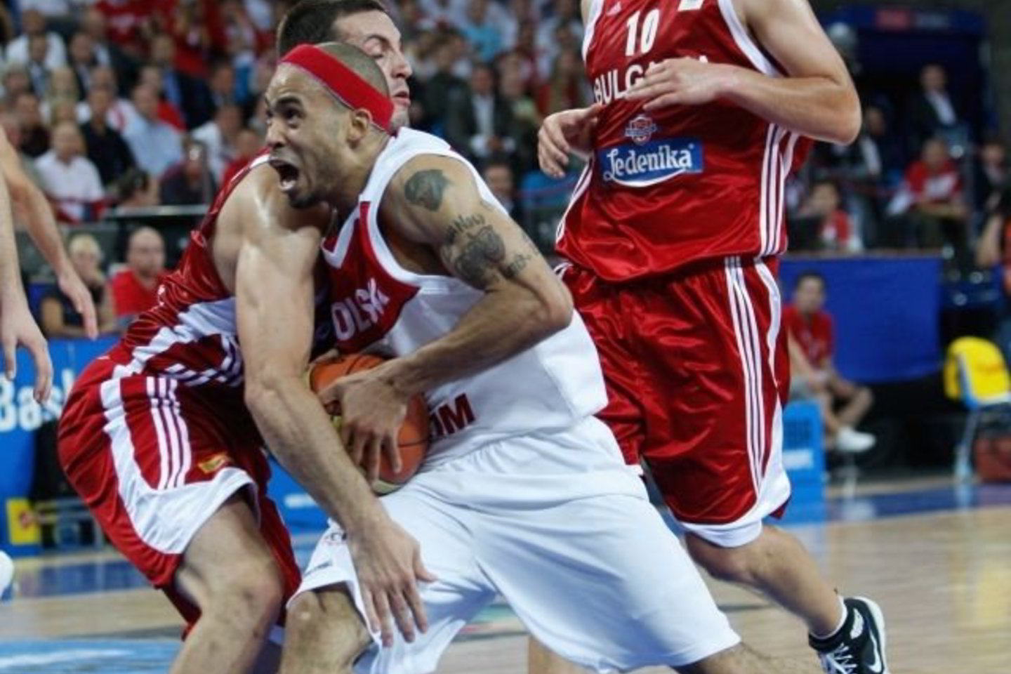 Lenkams šis čempionatas – gyvybės ir mirties klausimas, nes nuo rezultatų priklauso, ar krepšinis populiarumu galės varžytis su kitomis sporto šakomis.
