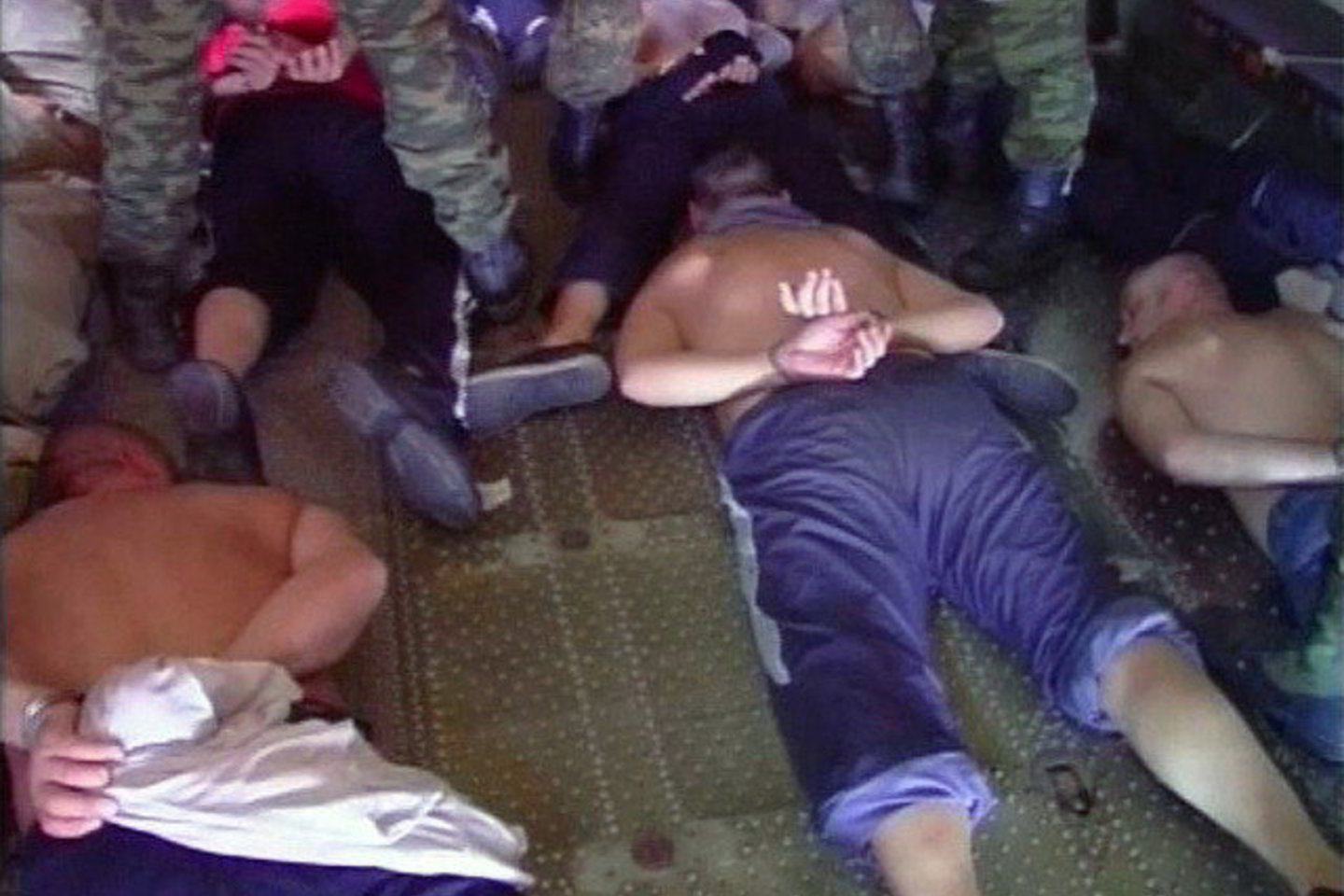 Oficialiai buvo pranešta, kad laivą užgrobė piratai ir po keleto dienų jį išvadavo Rusijos kariškiai.