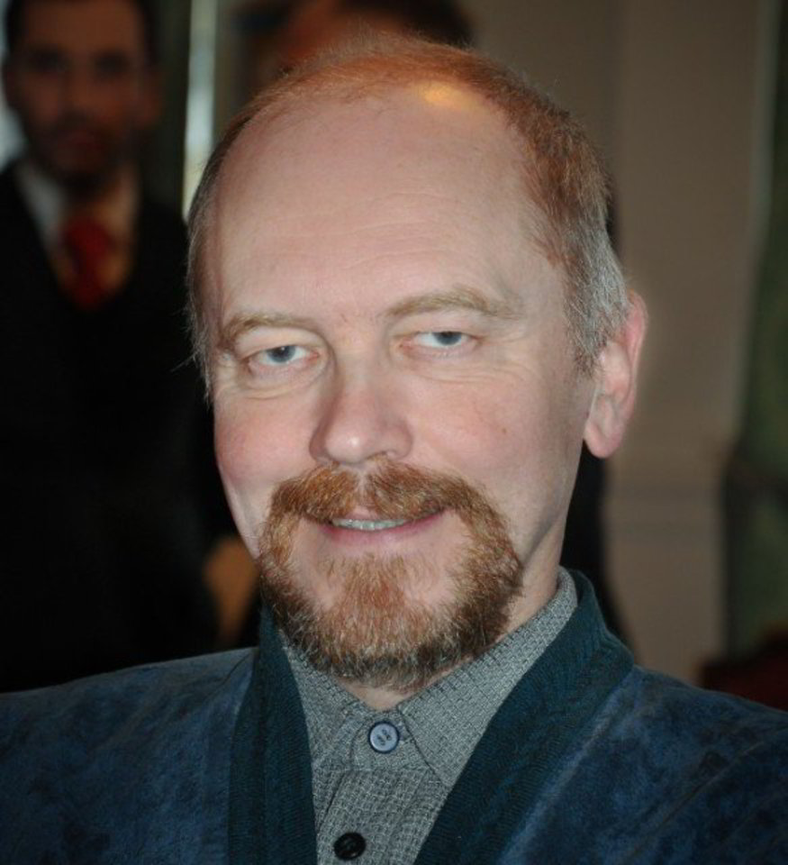 L.Jonušiui premija skirta už ilgametį reikšmingos šiuolaikinės literatūros skleidimą Lietuvoje, išradingą vertimo uždavinių sprendimą ir atidumą lietuvių kalbai ir indėlį į vertimo kritiką.
