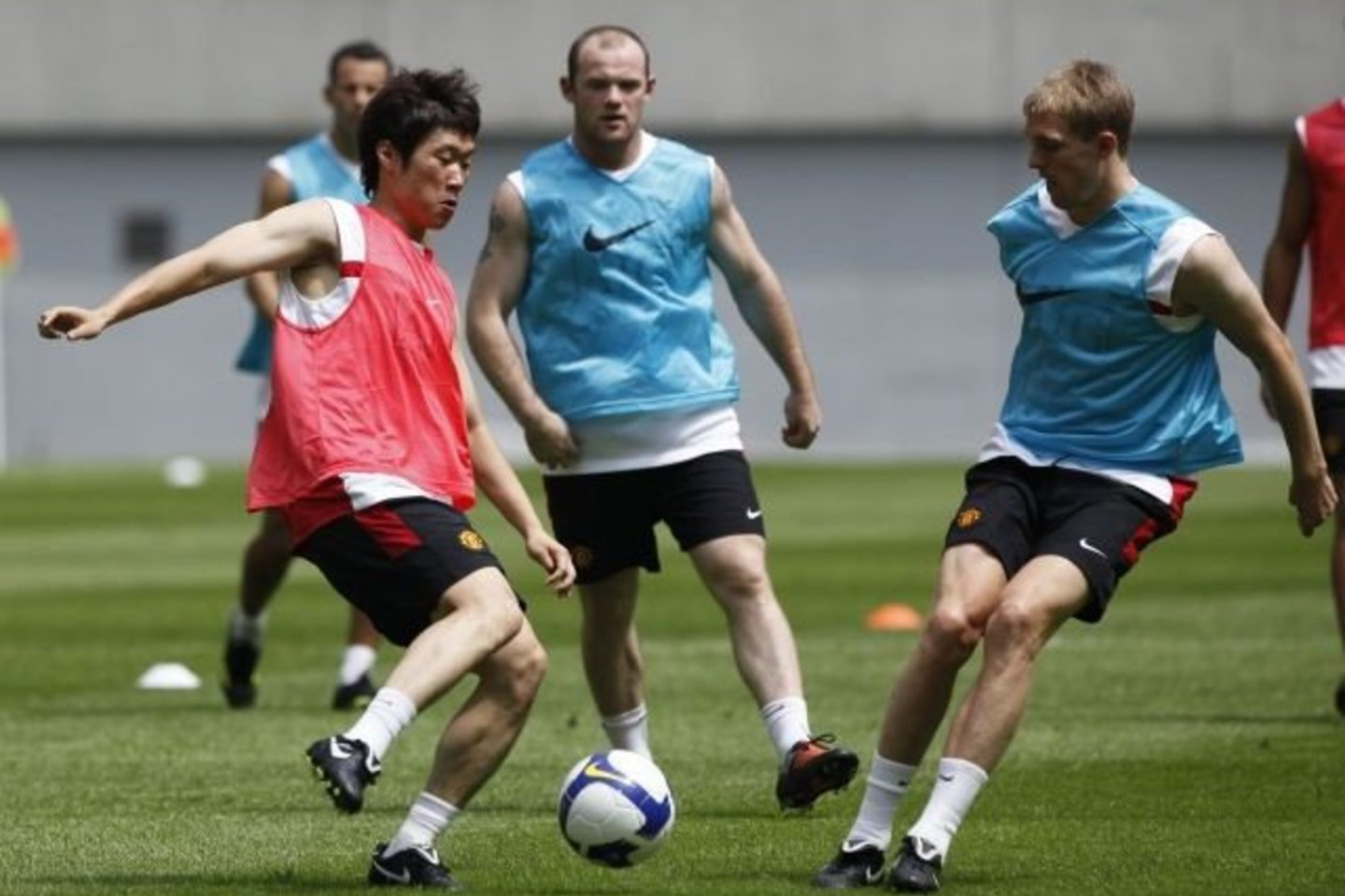 P.Ji-Sungas artimiausią ateitį susiejo su "Manchester United" klubu.