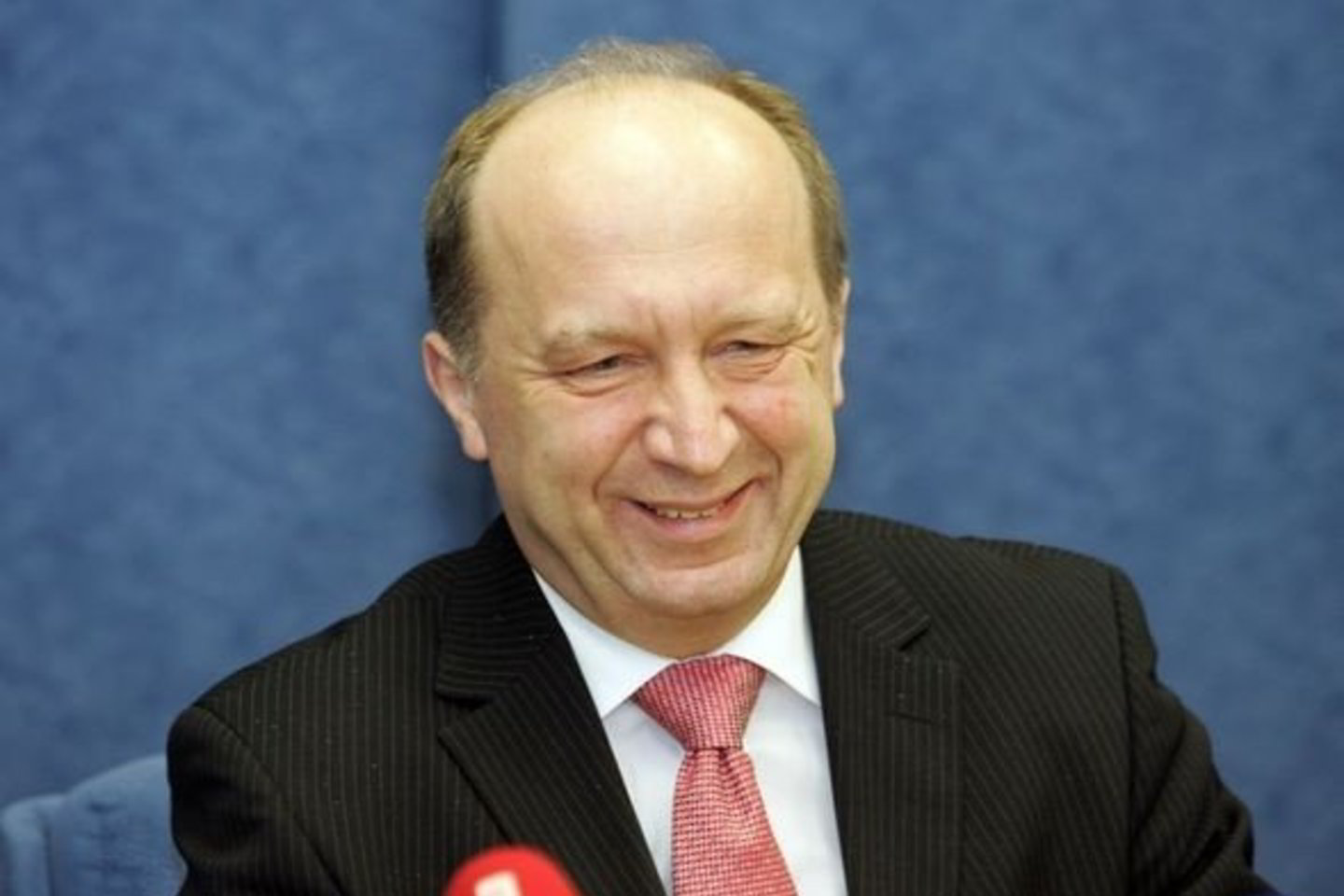 Pasak A.Kubiliaus, siūloma mažinti visas socialines išmokas be išimties, įskaitant pensijas, rentas nei motinystės išmokas.