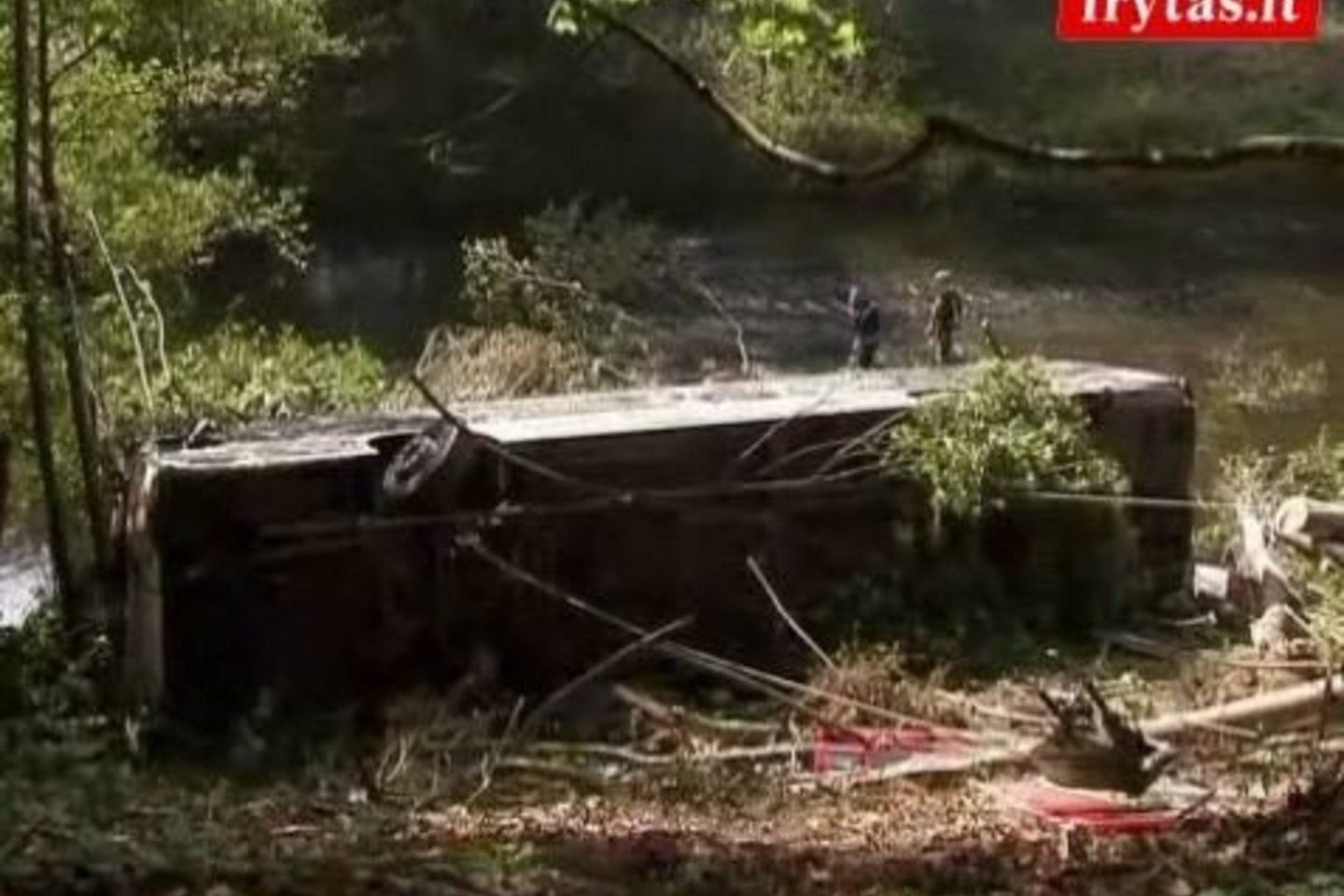 Iš viso autobusu važiavo 15 žmonių, tarp jų - vaikai.