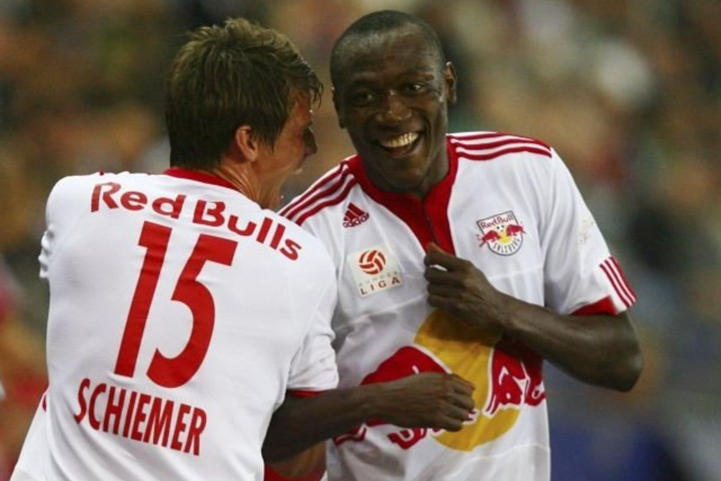 Čempionate pirmauja Zalcburgo „FC Red Bull“.