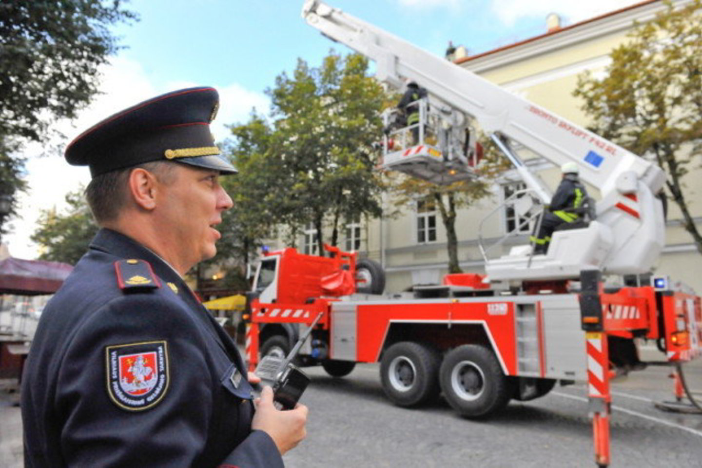 Pratybose dalyvavo sostinės ugniagesiai-gelbėtojai.