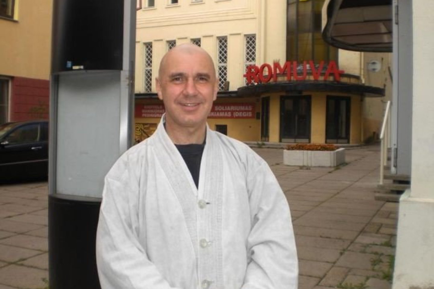 Buvęs Pantomimos ir Nacionalinio dramos teatrų režisierius bei aktorius Kęstutis Marčiulynas.