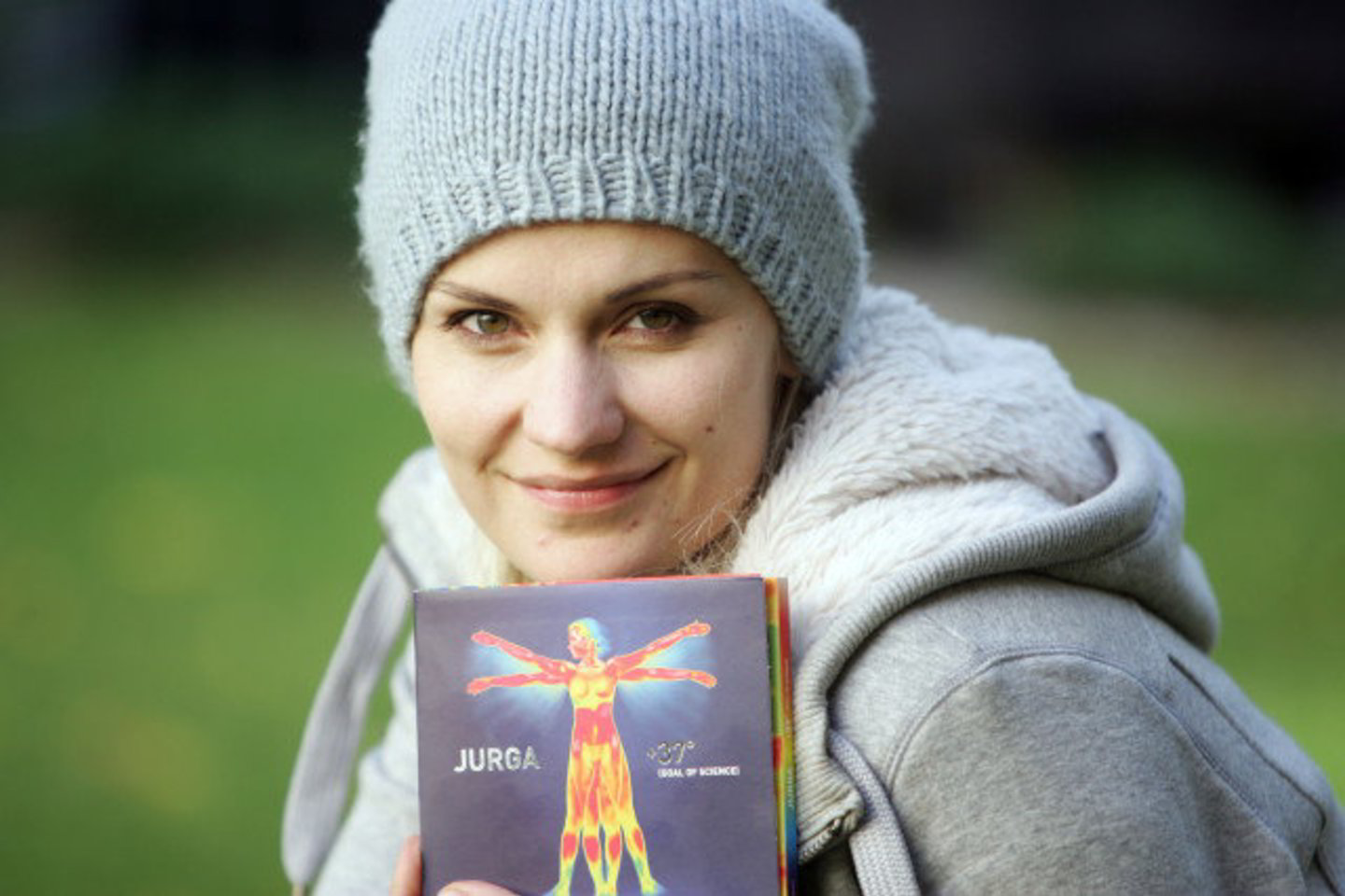J.Šeduikytės noras naujo disko leidybai panaudoti pernaudoti perdirbtą popierių padidino jo kainą.