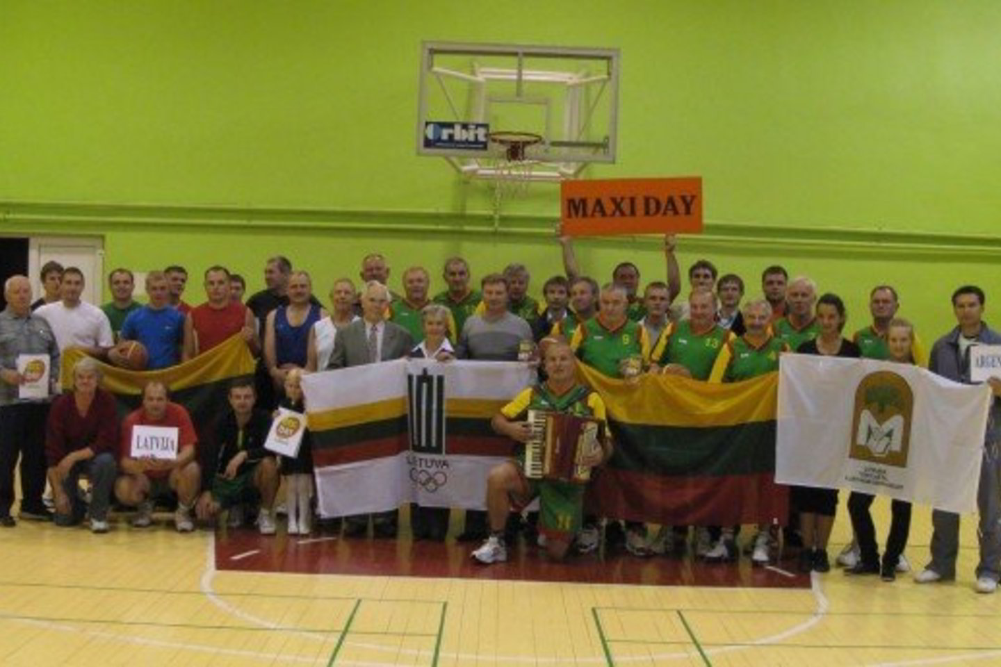 Krepšinio veteranai Širvintose ir žaidė, ir linksminosi.