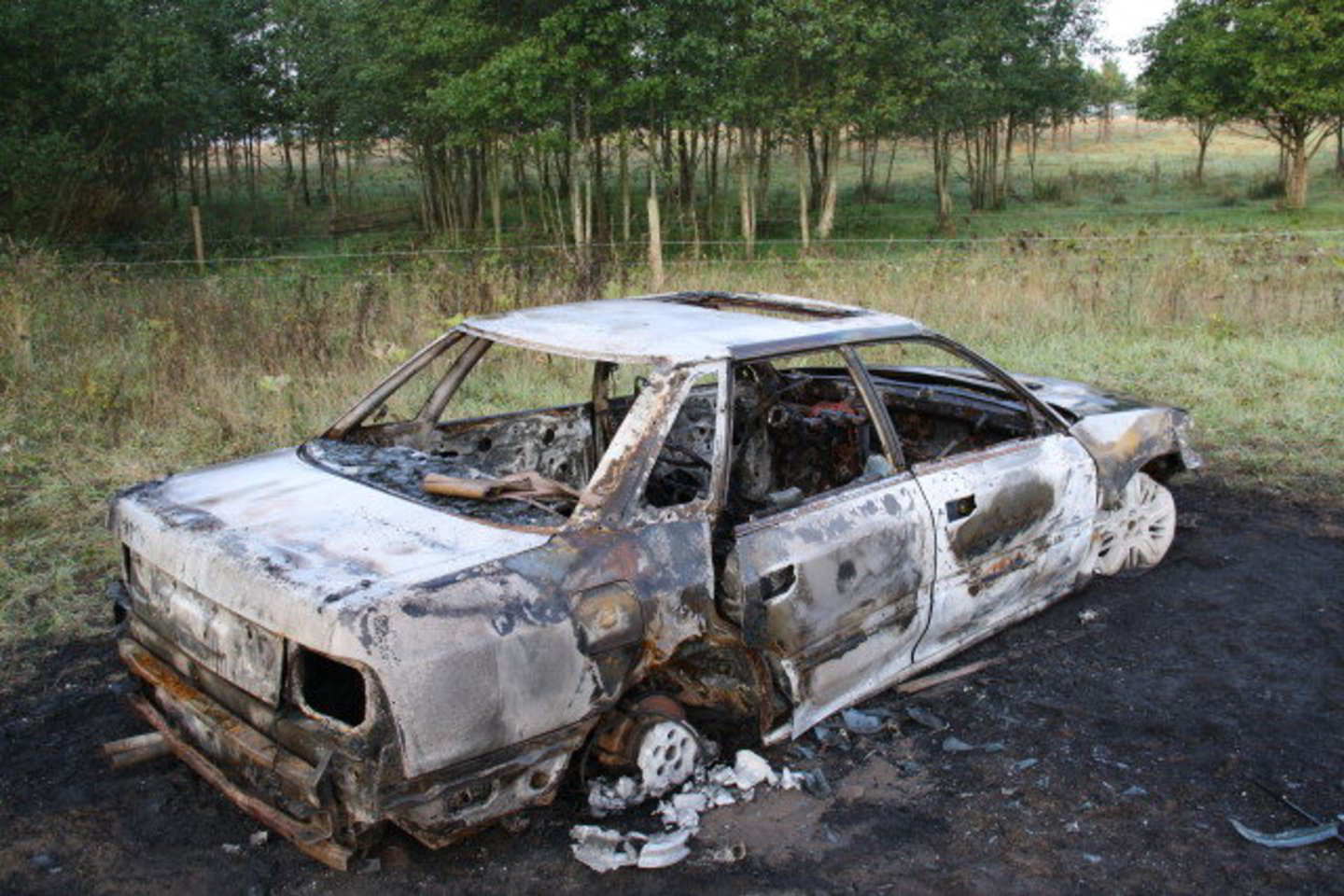 Kontrabandą gabenęs jaunuolis pats padegė automobilį.