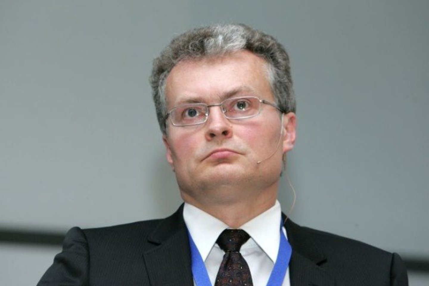 G.Nausėda pristato SEB banko parengtą Lietuvos makroekonomikos apžvalgą.