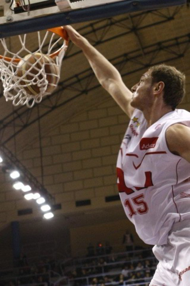Prieš ketverius metus NCAA dėjimų į krepšį konkursą laimėjęs M.Katelynas savaitgalį vėl demonstruos savo sugebėjimus Ispanijoje.