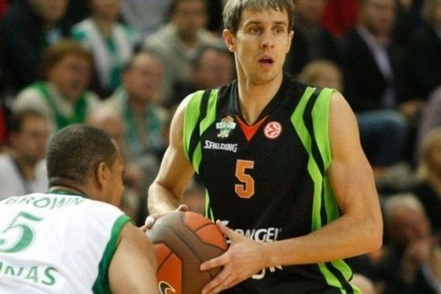 „L'Equipe“ suskaičiavo, kad per pastaruosius keturis mačus po 28 min. žaidęs M.Lukauskis vidutiniškai pelnė 2,6 taško ir pataikė vos 3 iš 23 metimų, iš jų 1 iš 15 tritaškių.