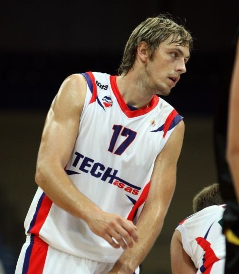 Panevėžio komandai 19 taškų pelnė L.Lukoševičius.