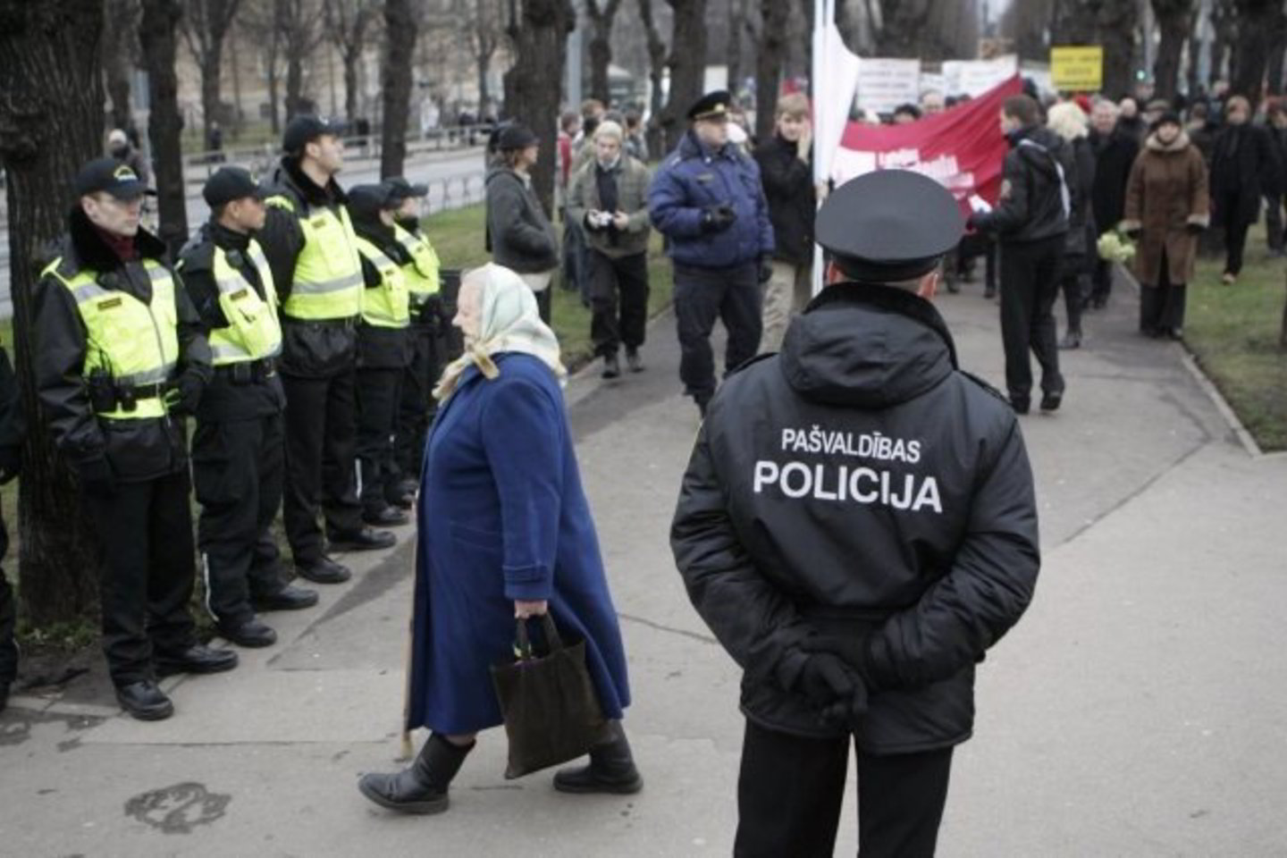 Antradienį Rygoje vyko protestas prieš politikų planus karpyti išlaidas ir didinti mokesčius.
