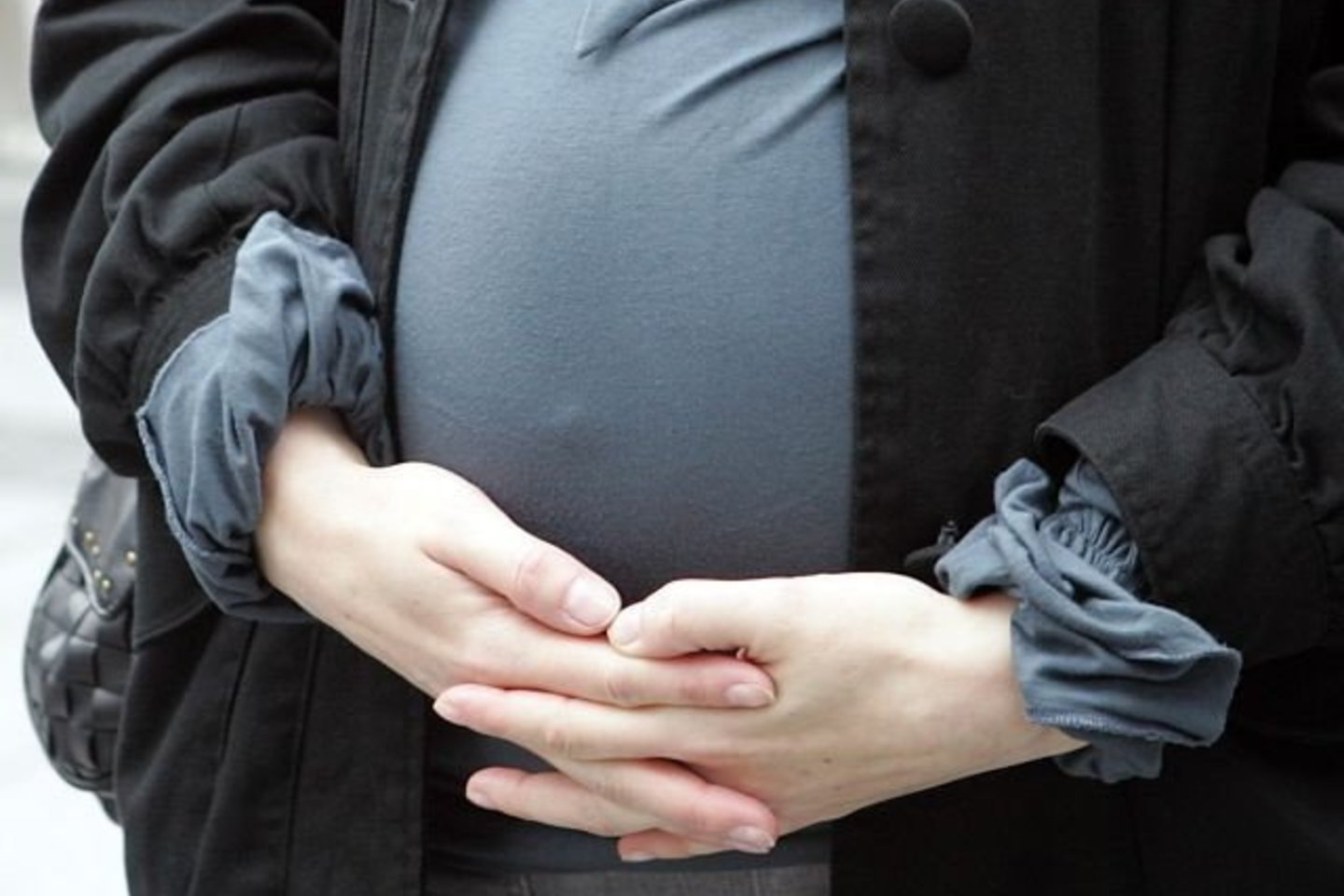 Mūsų nelaimei, Karoliniškių poliklinikoje tokių sąlygų nėra, tyrimus reikia pateikti pirmame aukšte, kur pilna žmonių, sergančių gripu ir kitomis ligomis.