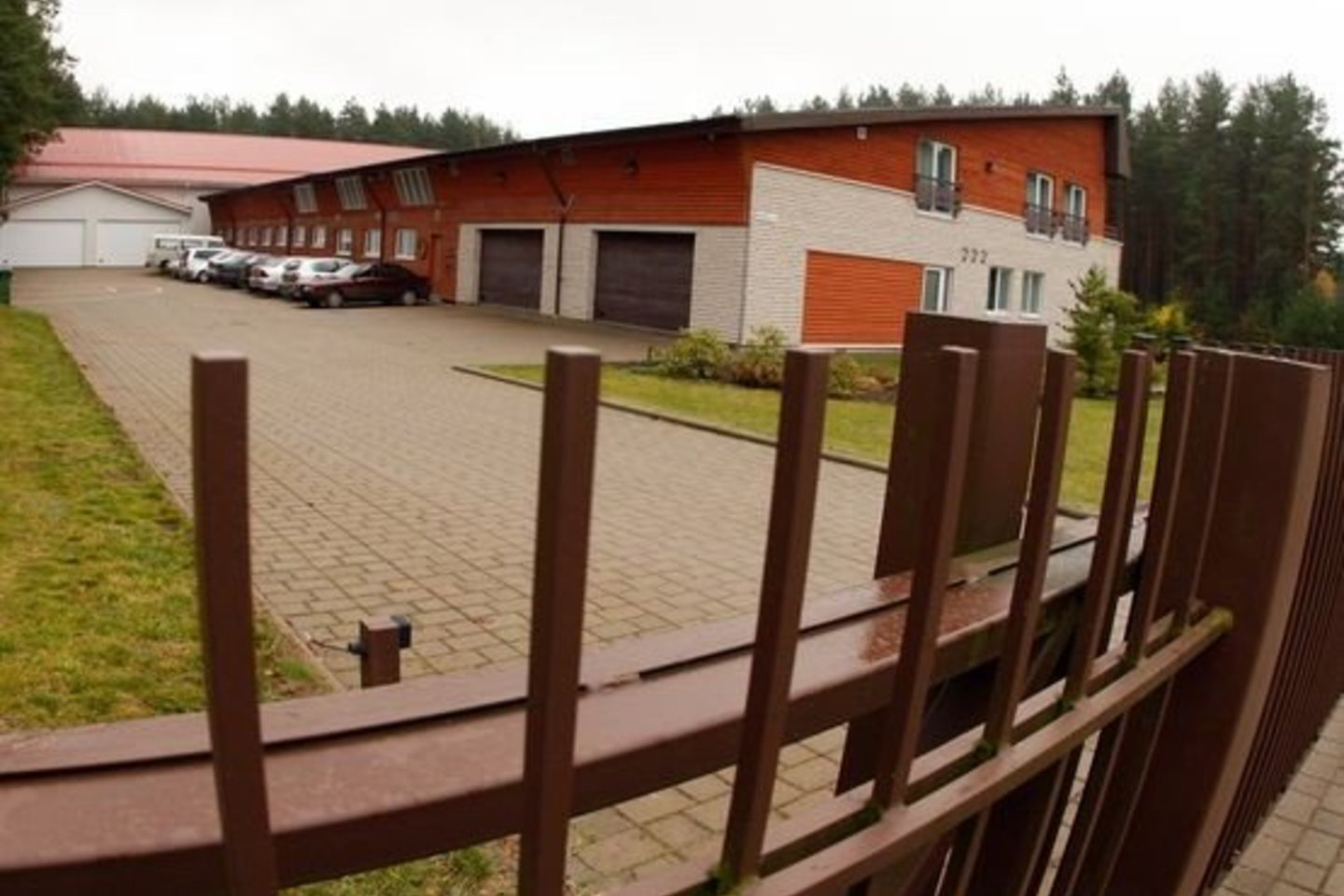 2007-ųjų sausį, perleidusi Lietuvos valstybei pastatus Antaviliuose, savo veiklą baigė ir „Elite LLC“.