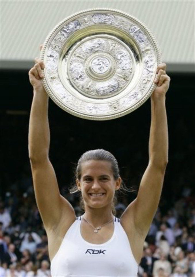 2006 metais A.Mauresmo triumfavo Vimbldono turnyre.