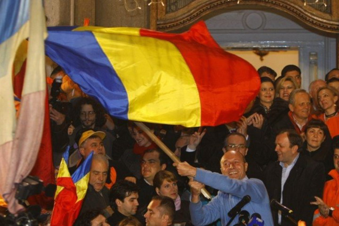 T.Basescu pergalė nudžiugino ne visus.