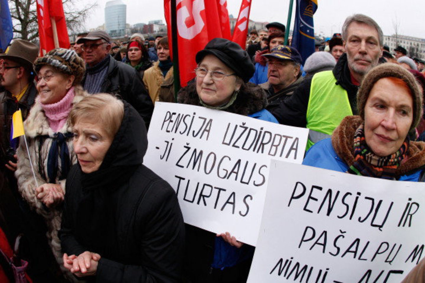 Antradienį prie Seimo piketavo šimtai pensininkų.