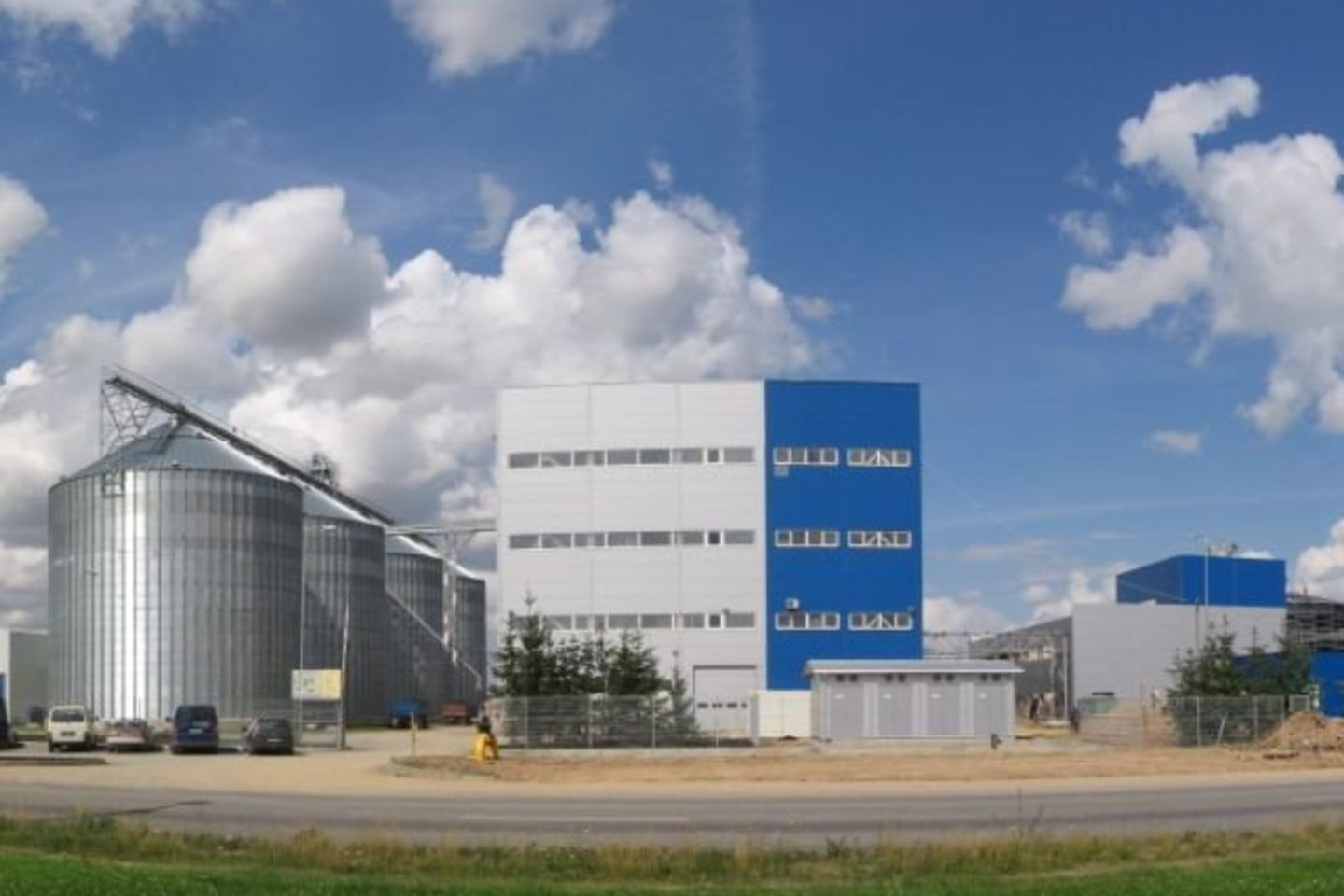 Dėl gaminamų biodujų „Kurana“ gamykla neturi analogų visoje Europoje ir yra pirmoji Europos Sąjungoje, suderinusi bioetanolio ir biodujų gamybą vienoje technologinėje grandinėje.