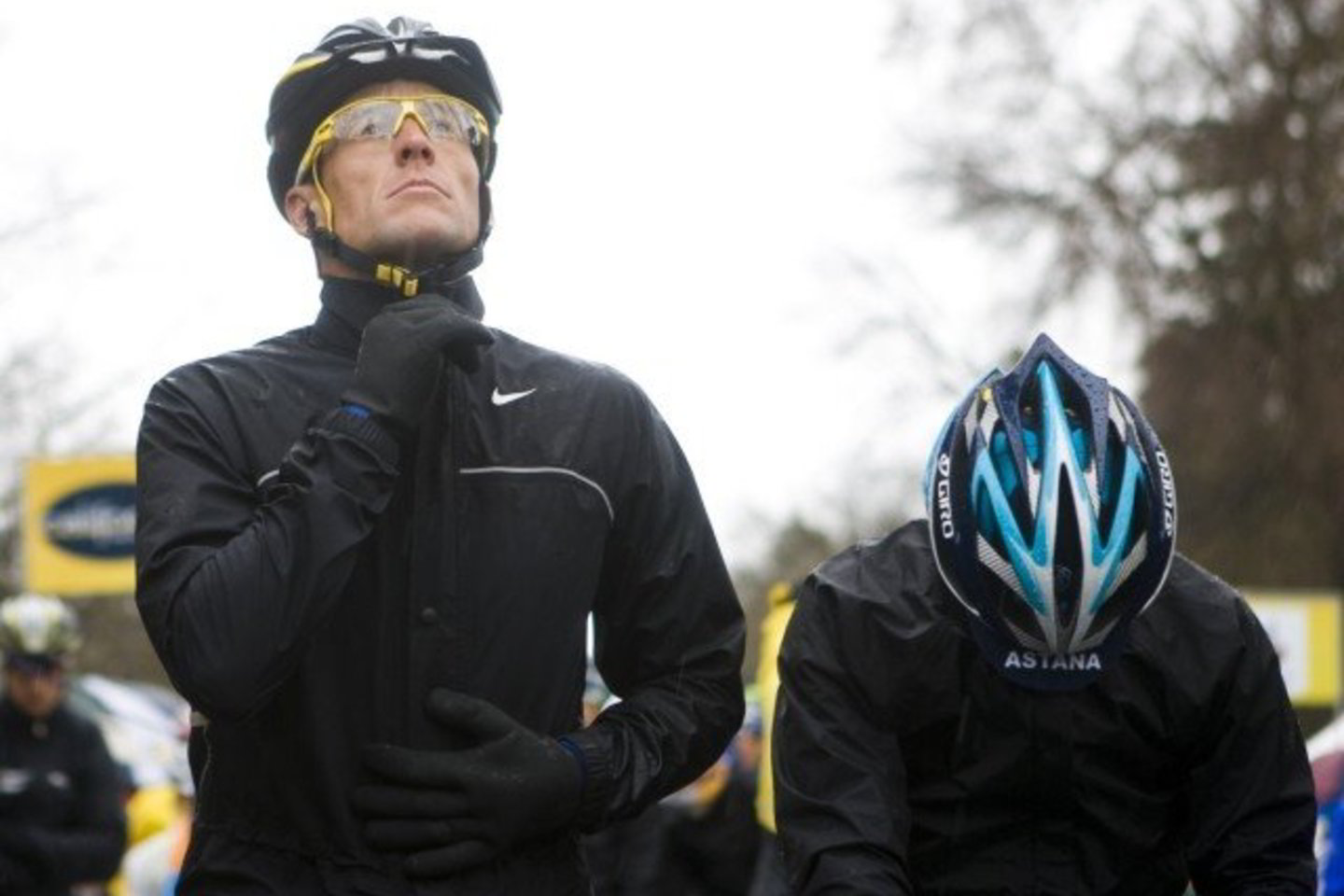 L.Armstrongas per dvejus metus bandys iškovoti aštuntąjį per karjerą „Tour de France“ titulą.
