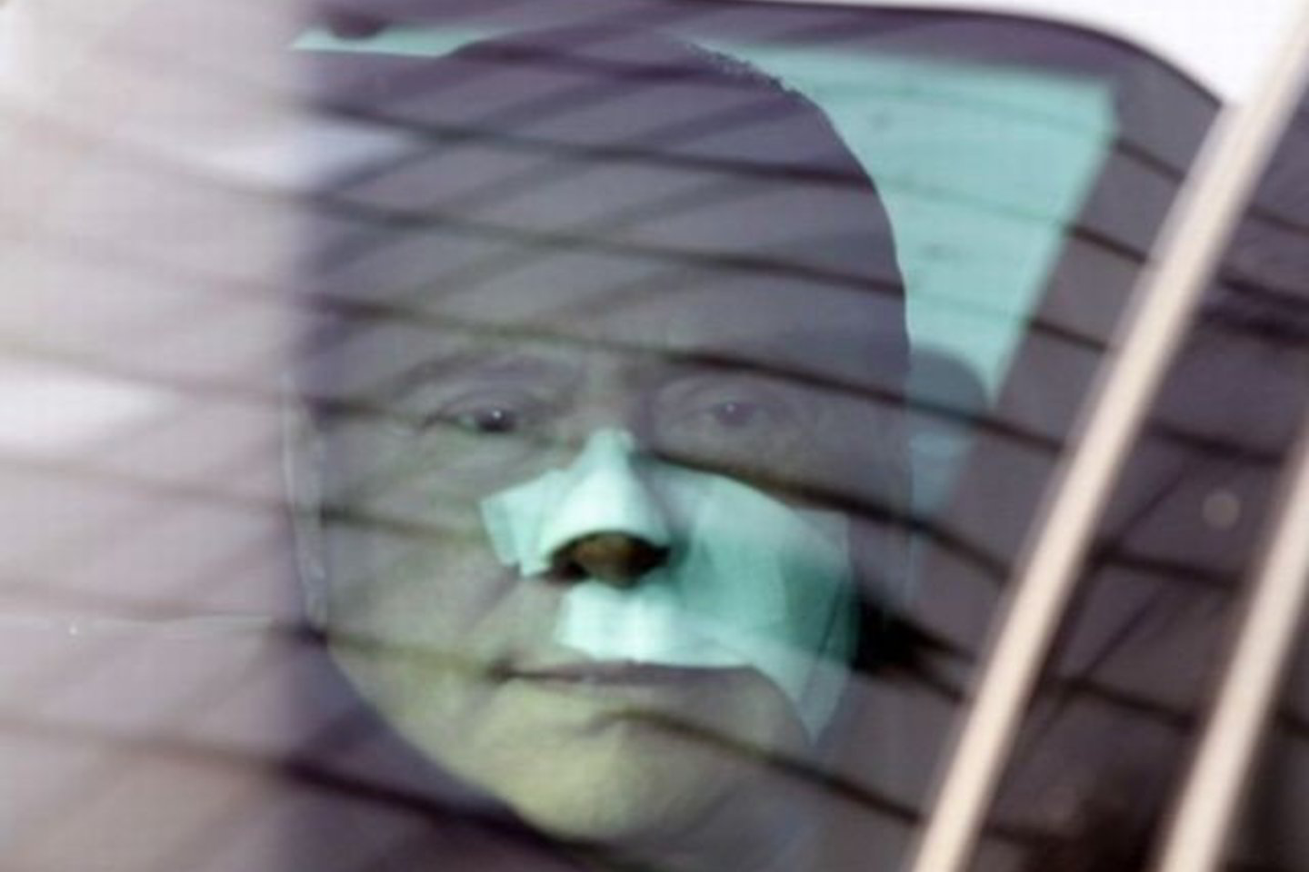 S.Berlusconi išvyko iš ligoninės.