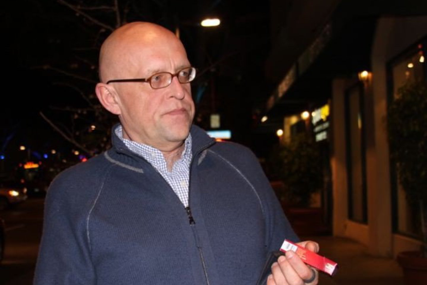 „Kartais portfelyje nešuosi deimantų už pusę milijono“, - atviravo rašytojas S.T.Kondrotas.