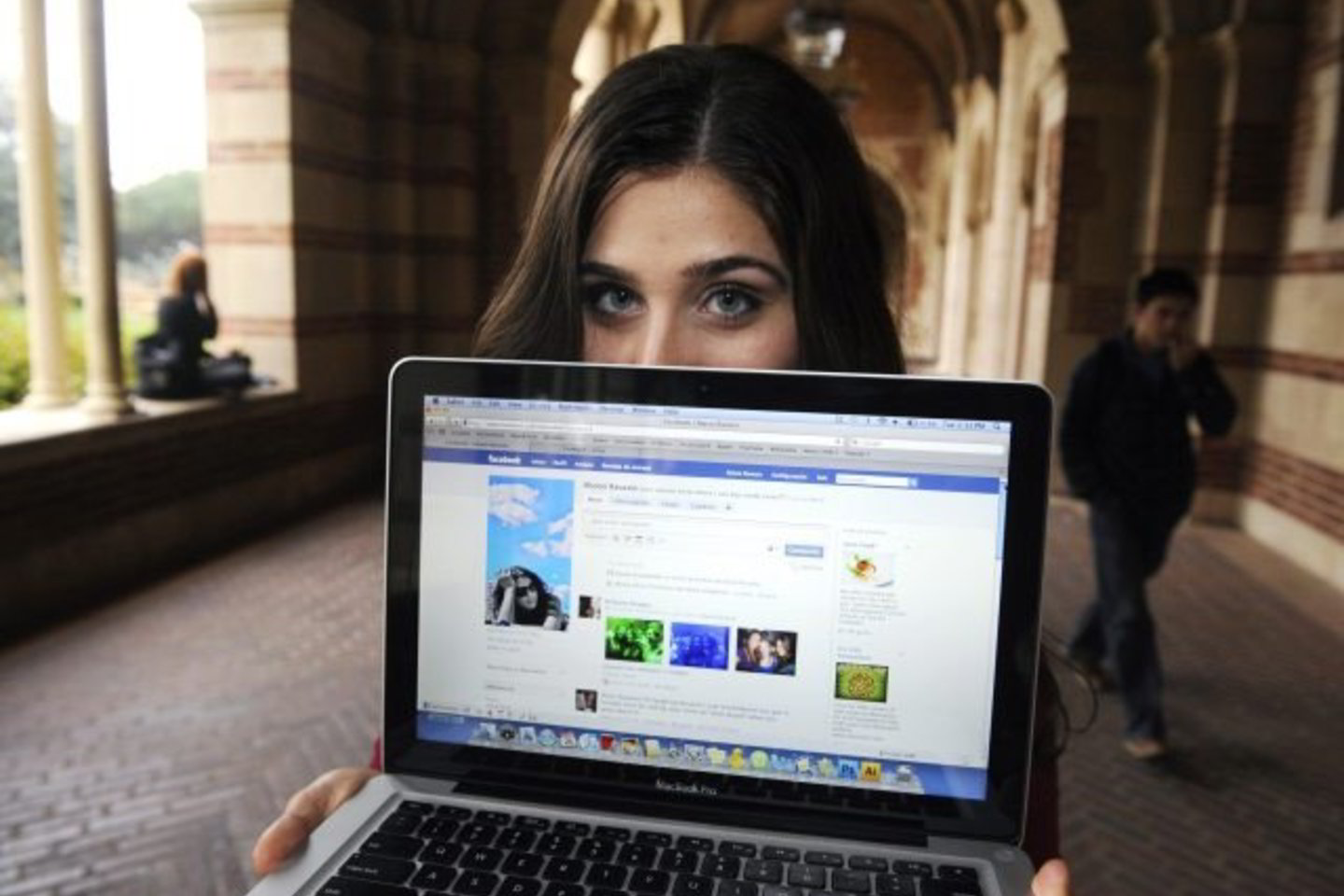 Naujoje Zelandijoje mergina pardavė savo skaistybę internetiniame aukcione, kad galėtų susimokėti už mokslą.