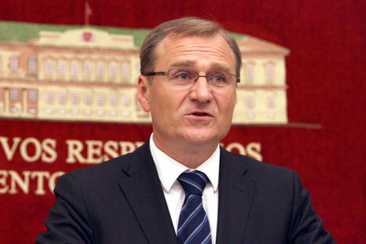 Opozicija teigia, kad jei premjeras neatstatydins A.Čapliko, jie lauks prezidentės Dalios Grybauskaitės sprendimo.