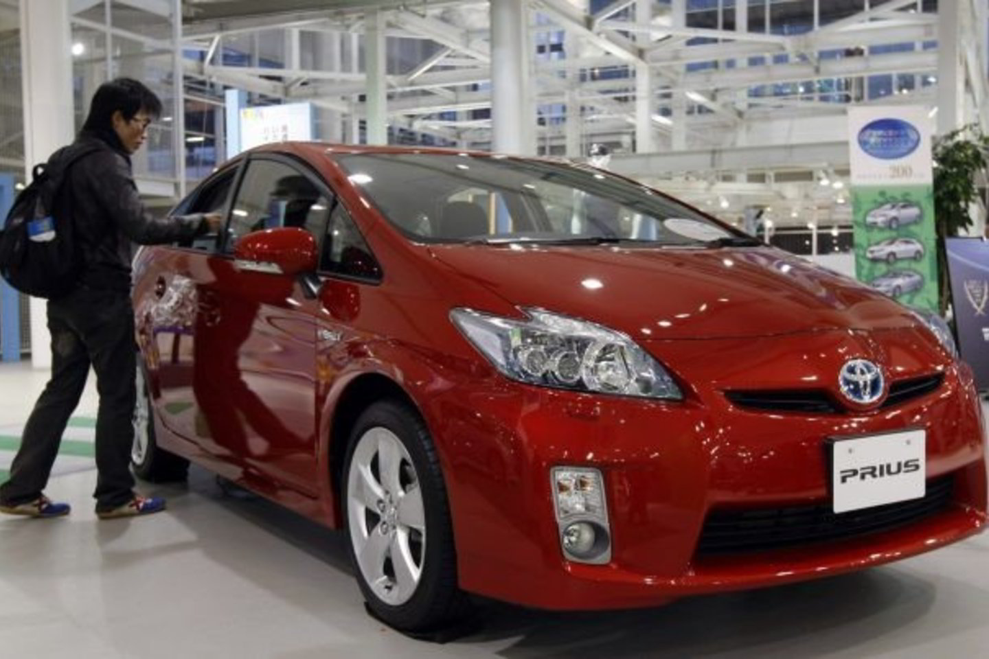 Gali būti atšaukta 300 tūkst. automobilių Jungtinėse Valstijose ir Japonijoje.