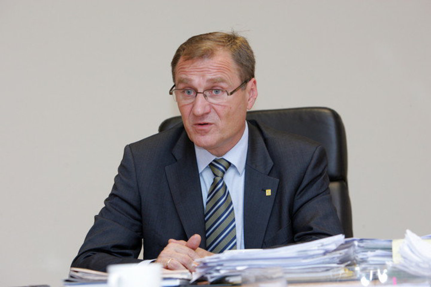A.Čaplikas sako, kad politikas savo pareigose niekada negali jaustis tvirtai, tačiau tikina, kad ir toliau vykdys užsibrėžtus darbus.