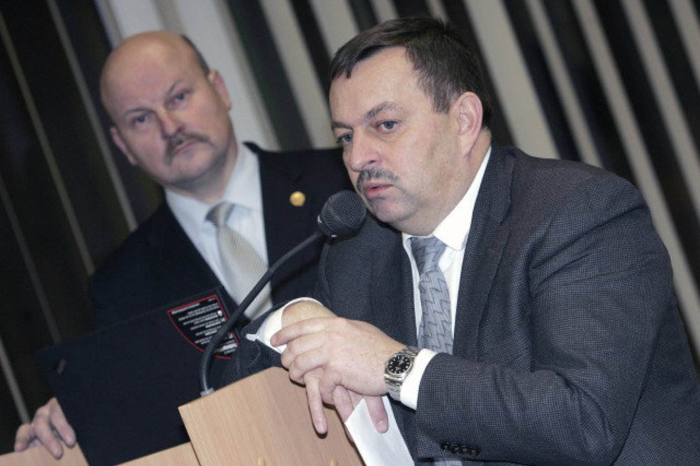 Vilniaus meras V.Navickas (dešinėje) sakė, kad Tibeto skveras Vilniaus savivaldybei netrukdytų.