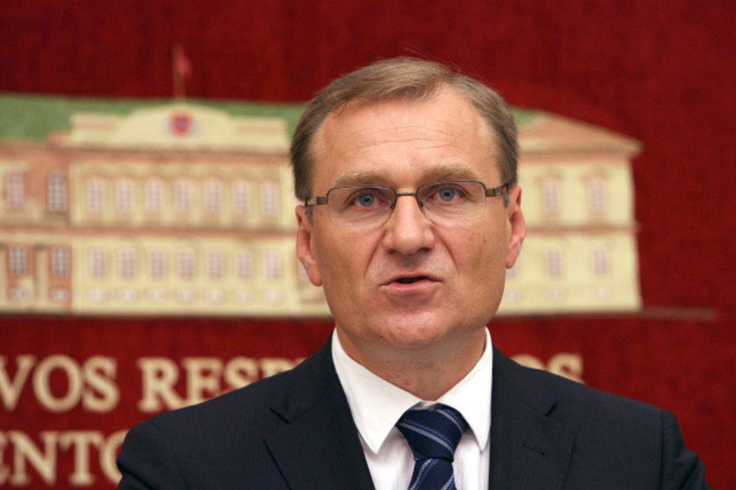 A.Čaplikas po ilgų dvejonių nusprendė trauktis iš ministro posto.