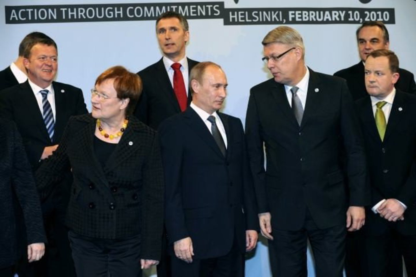 Per susitikimą Helsinkyje V.Putinas pakvietė V.Zatlerą į iškilmes Maskvoje.