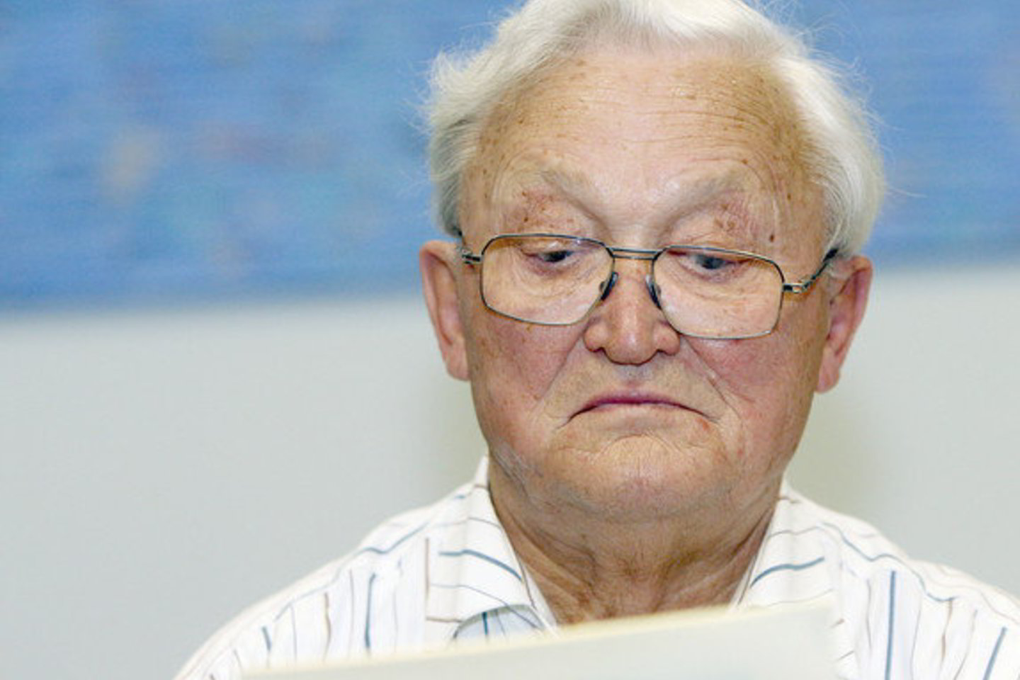 Praėjusioje Vilniaus knygų mugėje didžiulio dėmesio sulaukęs Algimantas Čekuolis šiais metais skaitytojams dovanoja naują savo knygą „Staigmenos ir kiti žinomi dalykai“