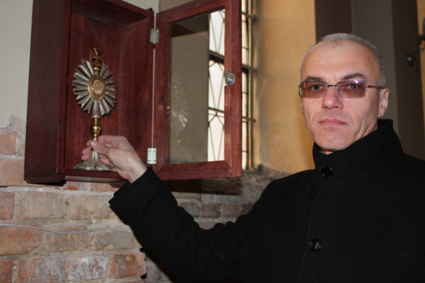 Kunigas B.Krakevičius mano, kad įsimylėjėliams jų globėjo Šv.Valentino dieną vertėtų ateiti ir prie šio šventojo relikvijos Druskininkų bažnyčioje.