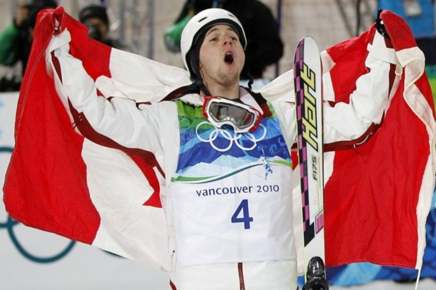 Alexandre'as Bilodeau'as laimėjo vyrų akrobatinio slidinėjimo varžybų gūbrinio rungtį.
