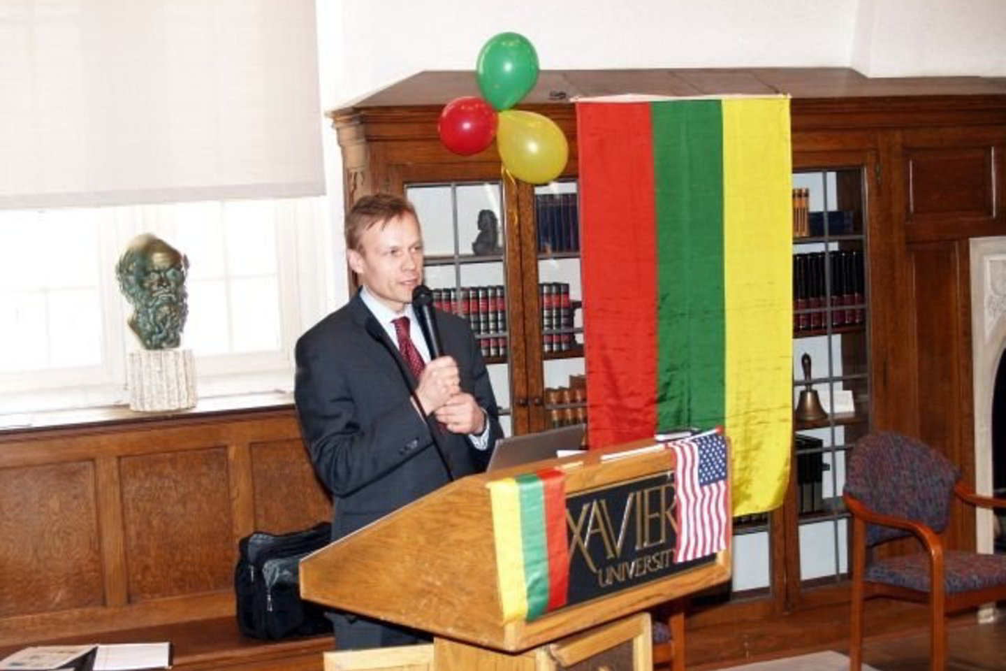 Ambasadorius A.Brūzga linkėjo išlikti vieningiems.