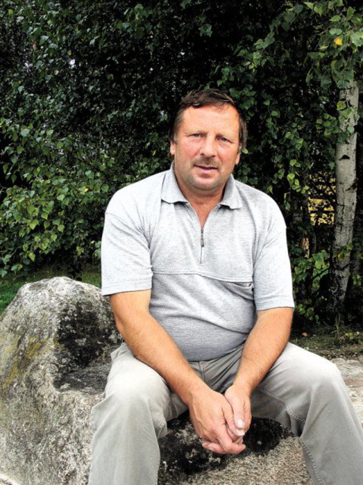 P.Lukoševičius gimęs ir užaugęs dabartinėje Lenkijos teritorijoje.