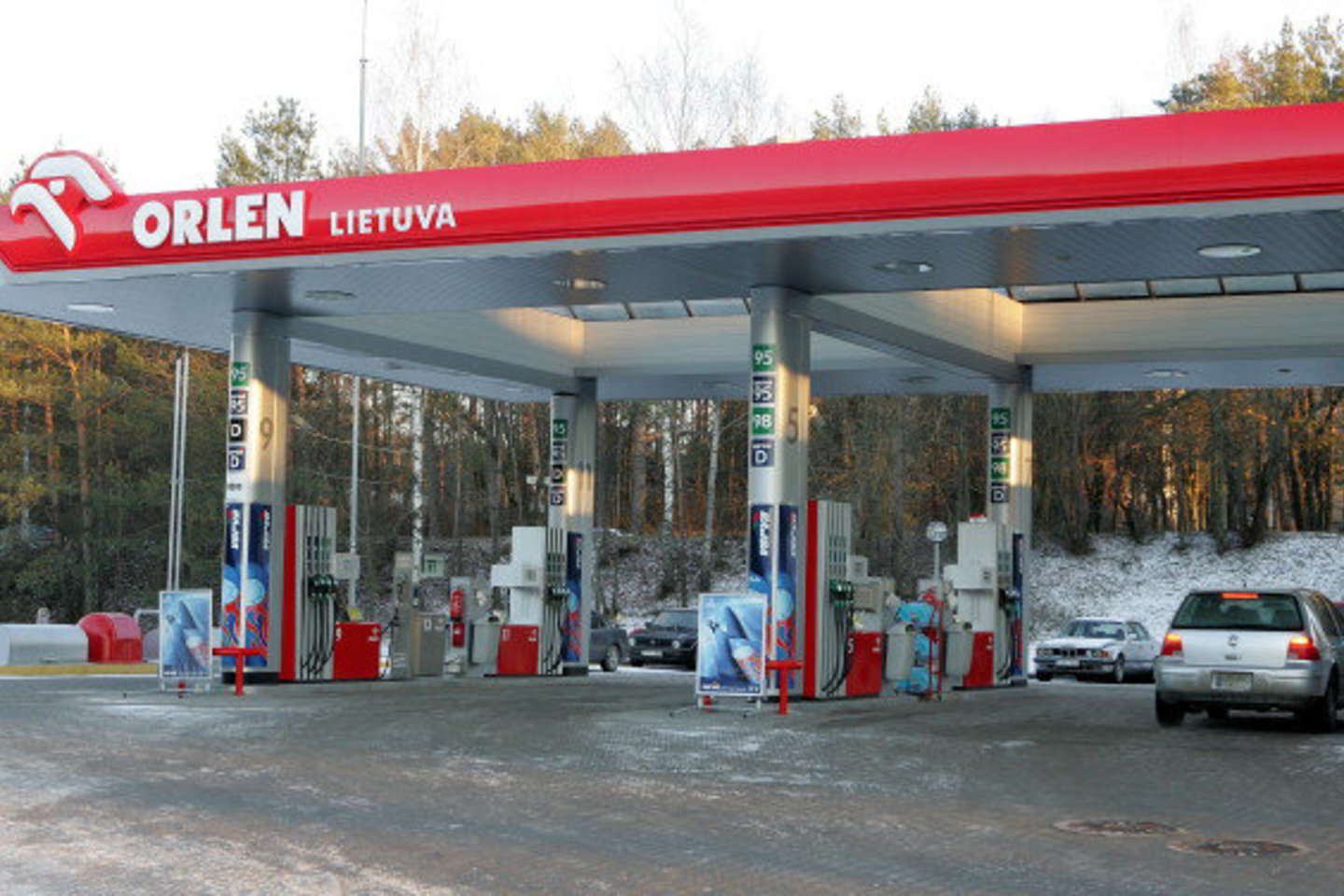 Skaičiuojama, kad už „Orlen Lietuvos“ įmonės mažumos akcijų paketą „PKN Orlen“ gali gauti 1,25 mlrd. zlotų.