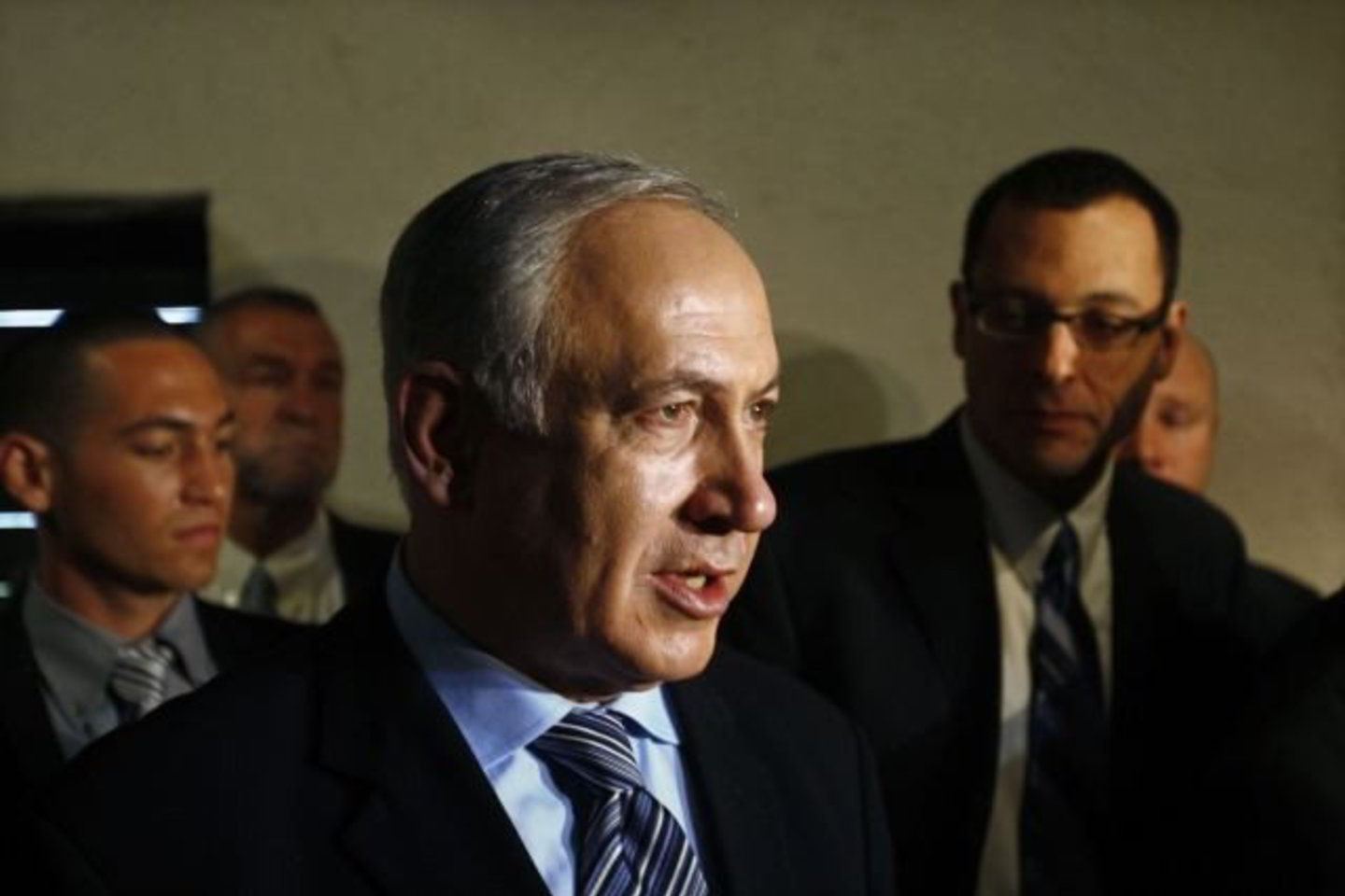 Britų laikraščio duomenimis, „Mossad“ informavo B.Netanyahu, kad „Hamas“ lyderis Mahmudas al Mabhunas ketina vykti į Dubajų.