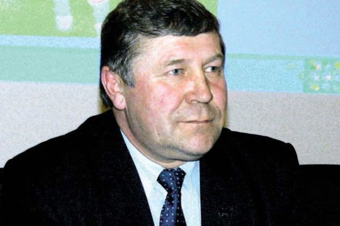 Naujuoju Lietuvos mėsinių galvijų augintojų ir gerintojų asociacijos prezidentu vienbalsiai išrinktas Antanas Bezaras, Šiaulių r. sav. administracijos Žemės ūkio skyriaus vedėjas.