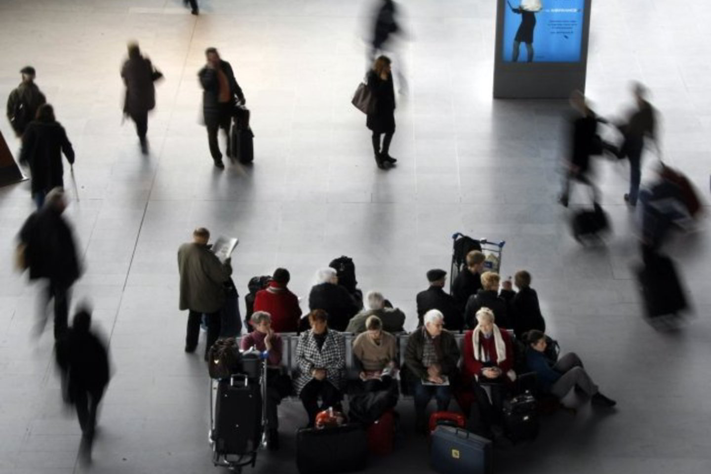 Reisas buvo atidėtas, o keleiviams pasiūlyta kelionės tikslą pasiekti kitais lėktuvais.