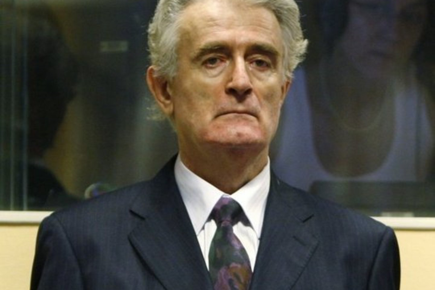 R.Karadžičius kaltinamas vadovavęs musulmonų ir kroatų „etninio valymo“ kampanijai per 1992-1995 metų Bosnijos karą.