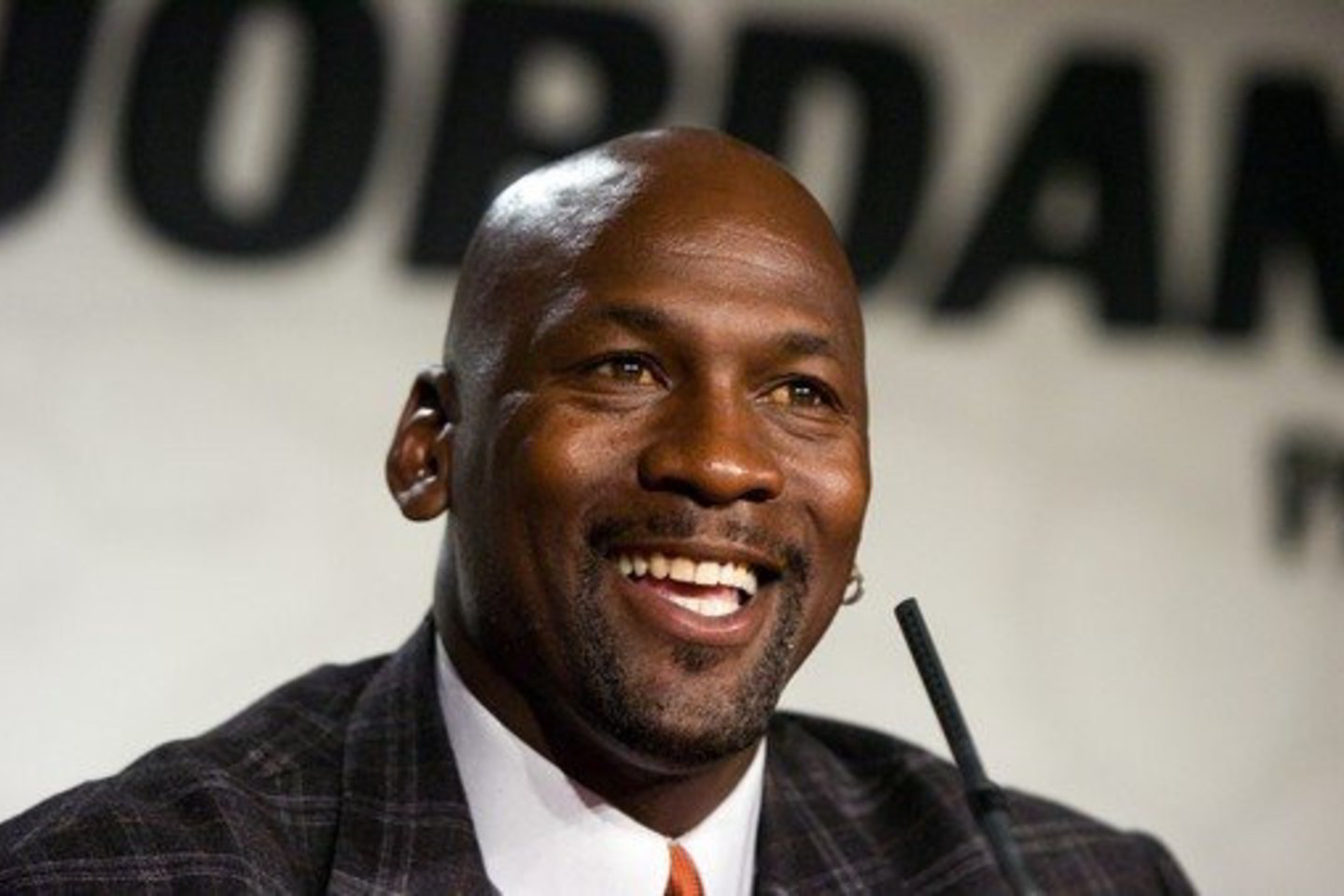 M.Jordanas įsigijo "Charlotte Bobcats" klubą.