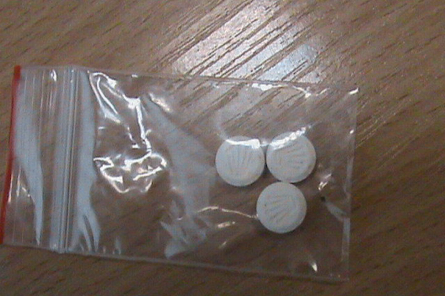 Policija sulaikė narkotikų platintojus.