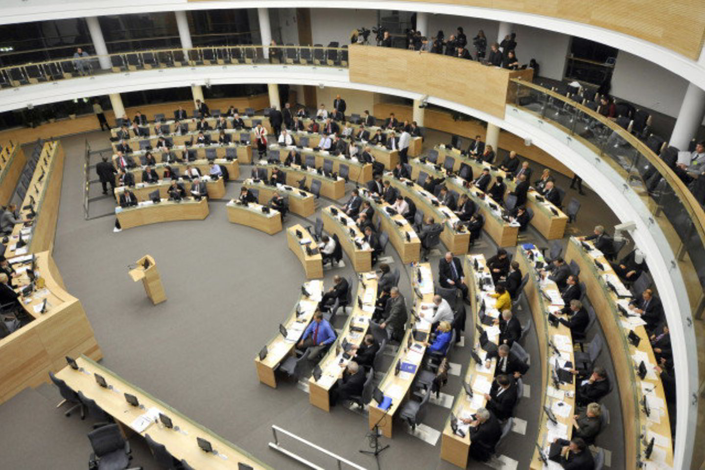 Opozicija pristatė bendrą alternatyvią Vyriausybės programą.