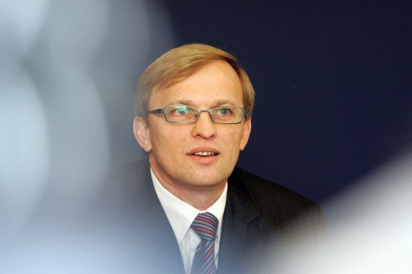 Vasario 11 dieną Seimas pritarė prezidentės teikimui iš pareigų atleisti generalinį prokurorą A.Valantiną.