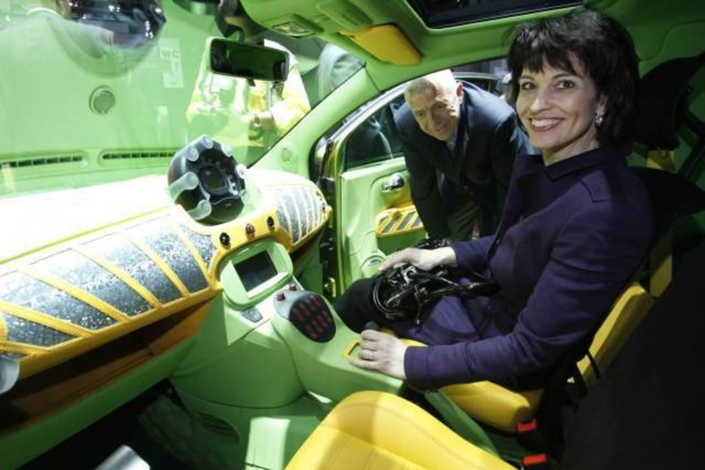 Pasak D.Leuthard, nukentėjusiesiems vaikams turėtų būti įsteigti pagalbos centrai, o nusikaltėliai turėtų būti patraukti baudžiamojon atsakomybėn.