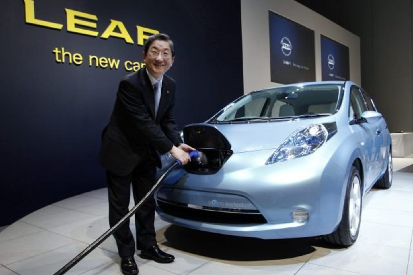 Japonijoje „Leaf“ kainuos mažiau nei 3 mln. jenų (maždaug 32,6 tūkst. JAV dolerių).