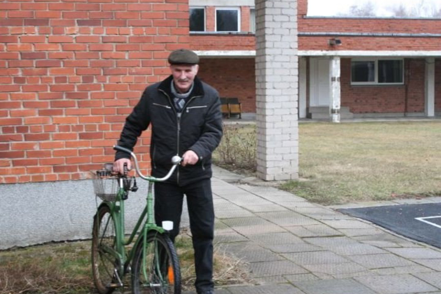 Kovo mėnesį V.Serapinas girtas ant dviračio įkliuvo dukart.